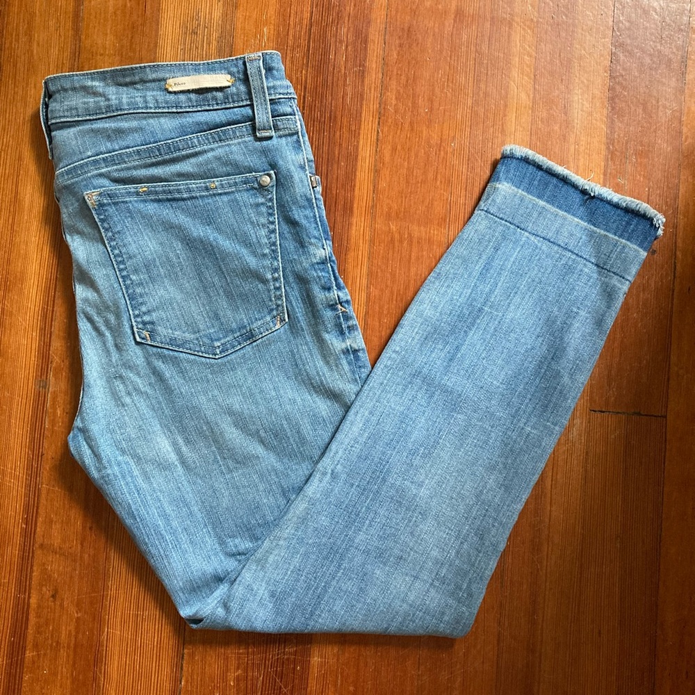 Pilcro Cropped Jeans. Size 27